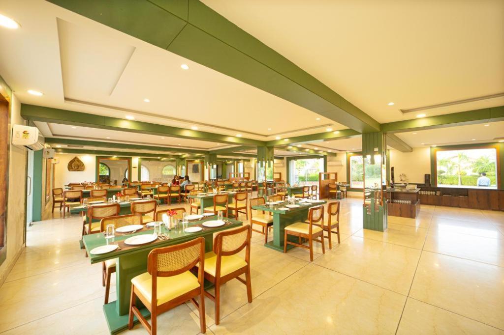 5 Senses Corbett Richness Luxuries Resort ! Destination Wedding & Corporate Events ラムナガル エクステリア 写真