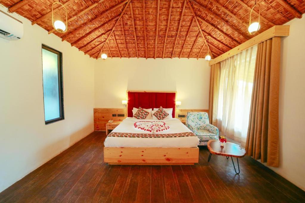 5 Senses Corbett Richness Luxuries Resort ! Destination Wedding & Corporate Events ラムナガル エクステリア 写真
